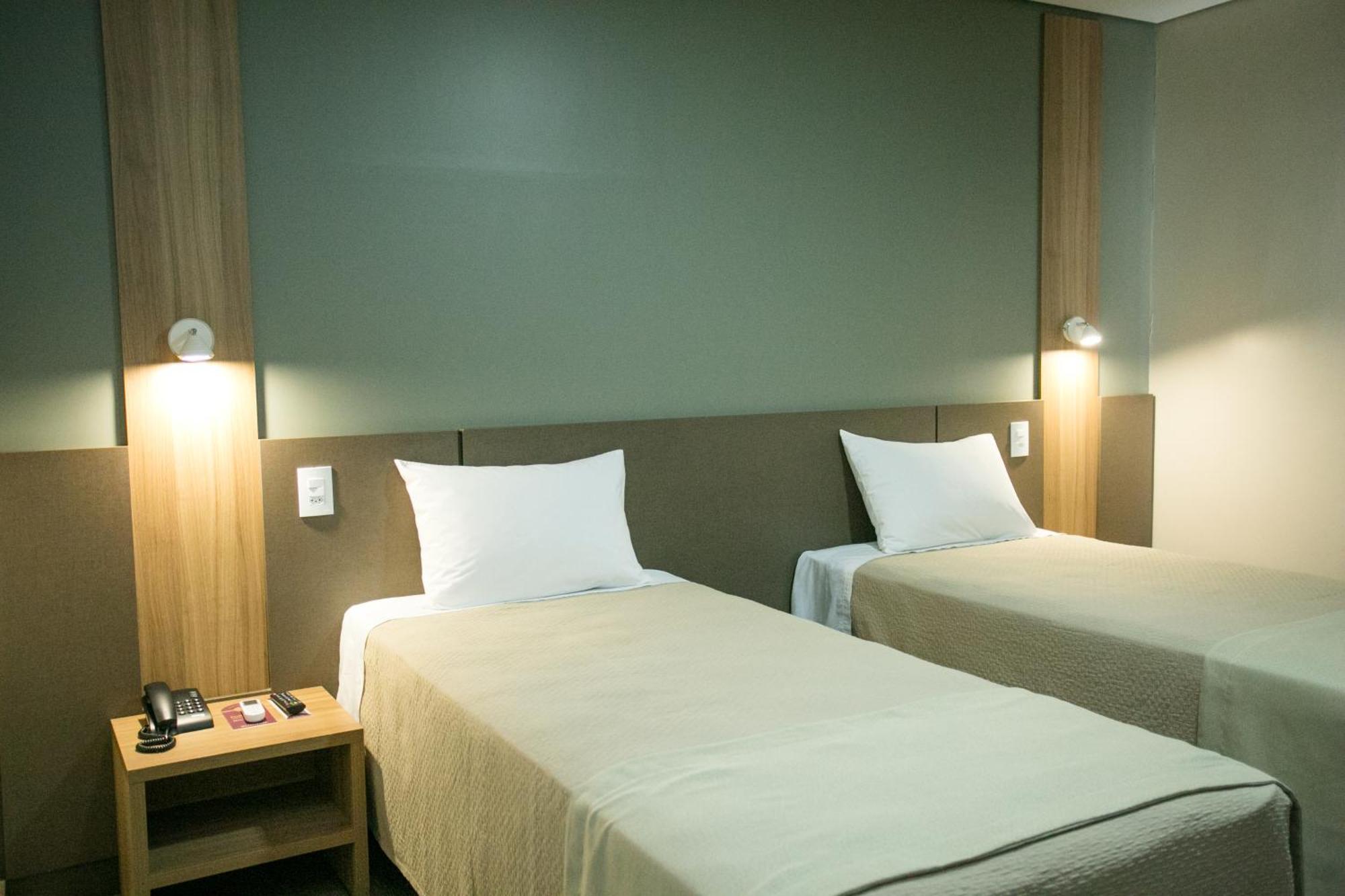 Bello Hotel Toledo  Kültér fotó