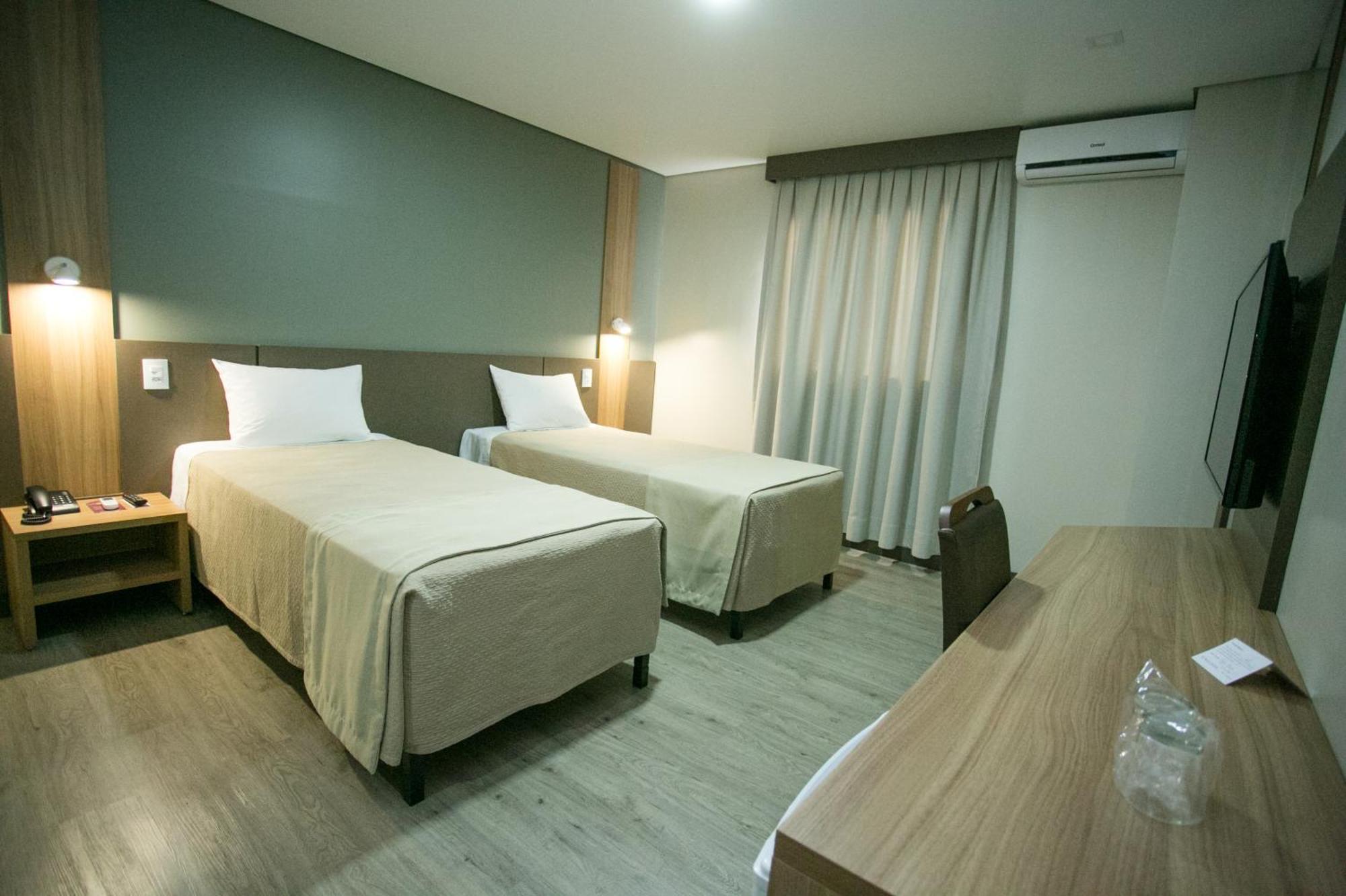 Bello Hotel Toledo  Kültér fotó
