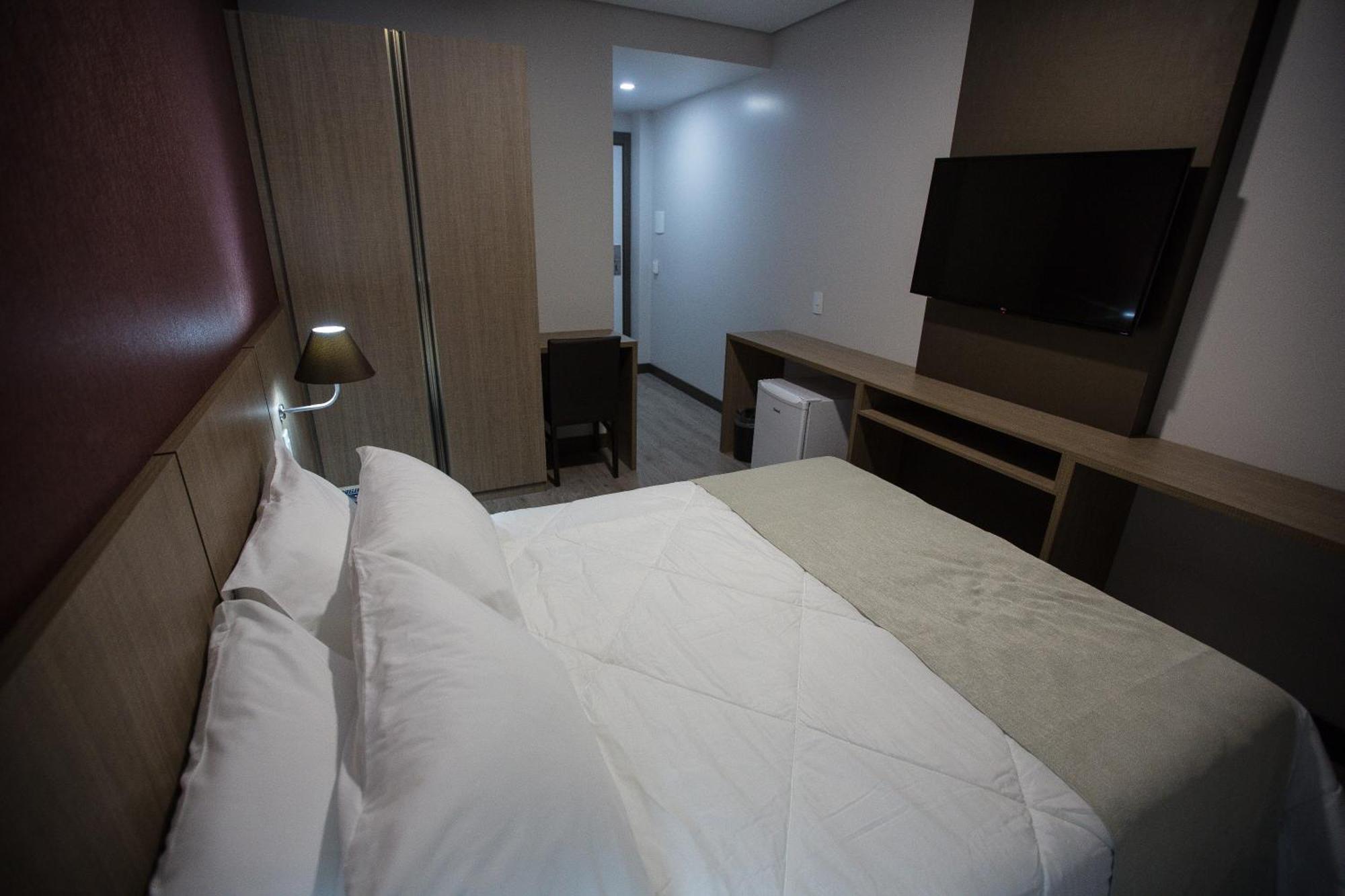 Bello Hotel Toledo  Kültér fotó