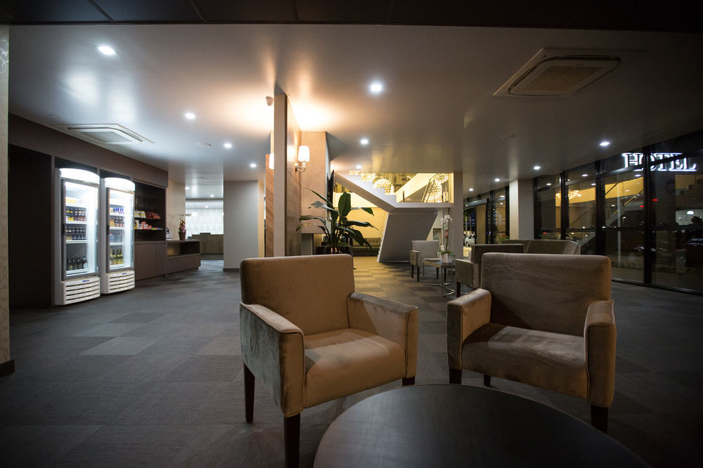 Bello Hotel Toledo  Kültér fotó